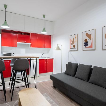 Apartamento En Chueca Para 4 Personas Alquiler Temporal Madri Exterior foto