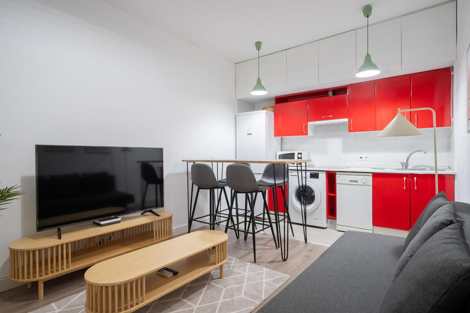 Apartamento En Chueca Para 4 Personas Alquiler Temporal Madri Exterior foto
